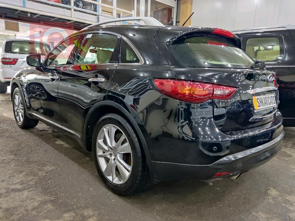 ئينفنتي QX70